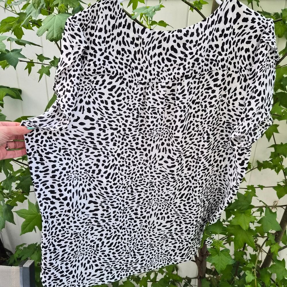 Philisophy Republic NWT Leopard Print V-Neck Blouse - Size XL - Picture 5 of 5